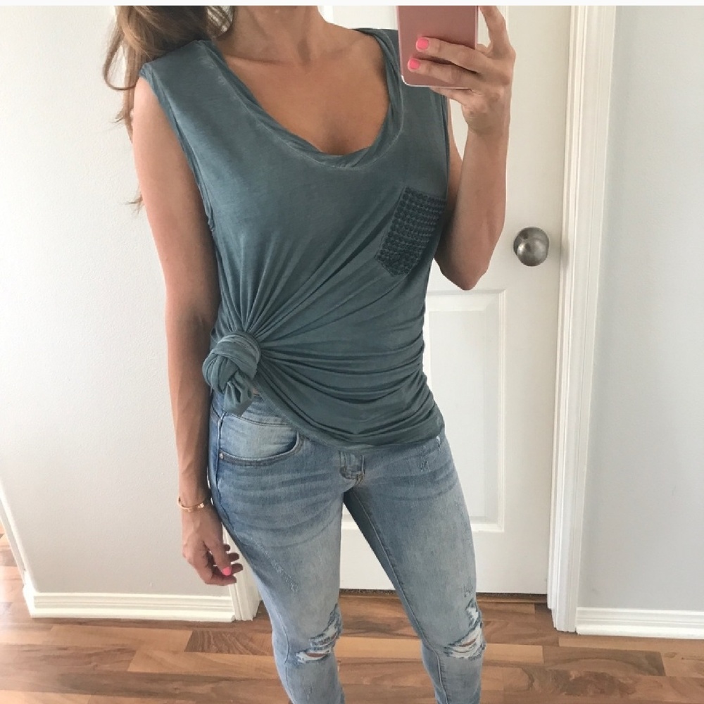 Teal Tank